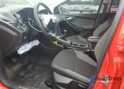 2013 Ford Focus Se z USA, uszkodzony, nr VIN 1FADP3K25DL323094